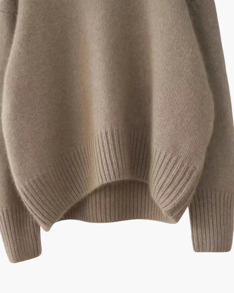 Suéter cuello alto suave