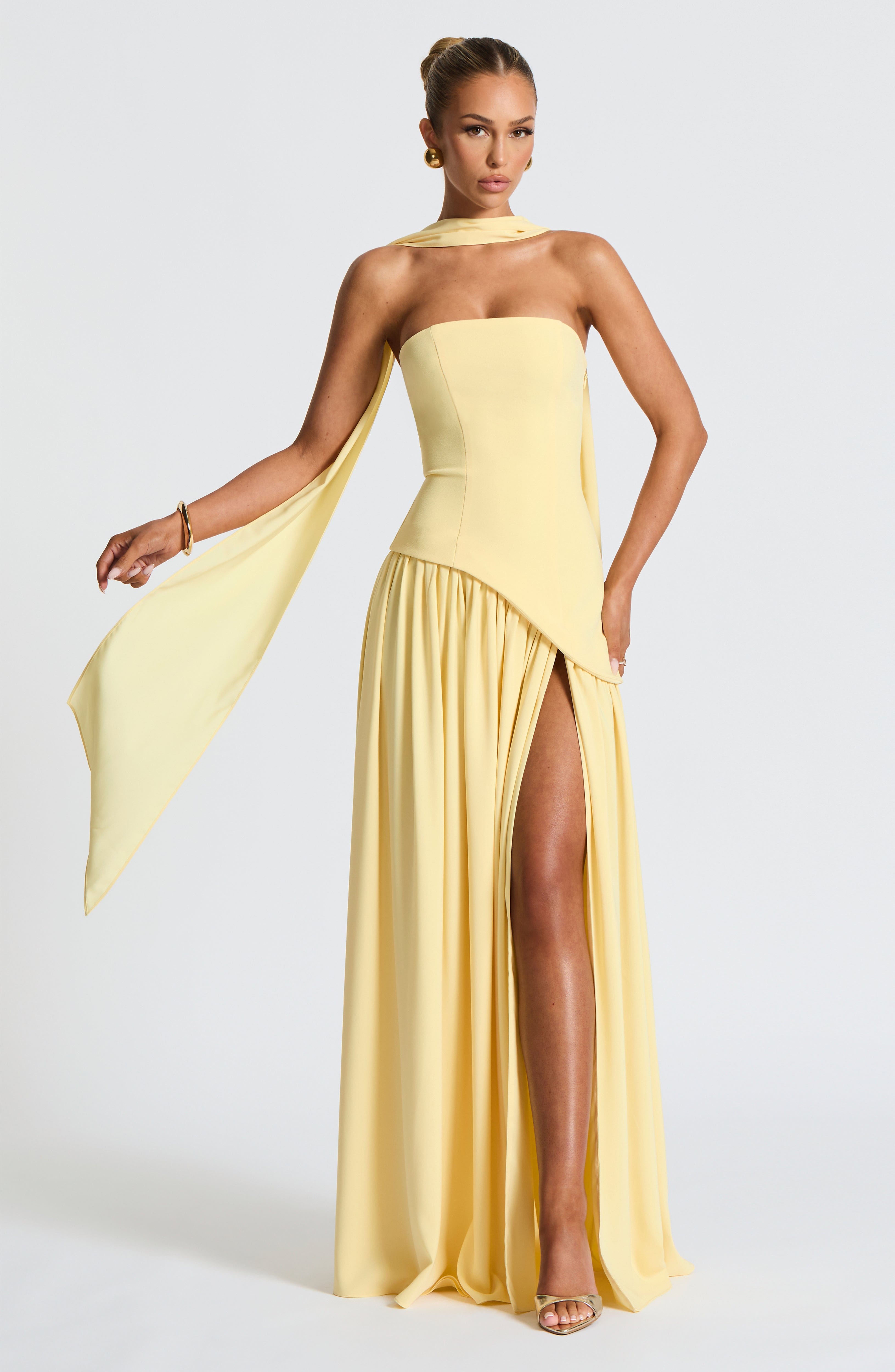 Vestido Maxi Sin Tirantes para Mujer con Abertura Alta y Cintura Asimétrica