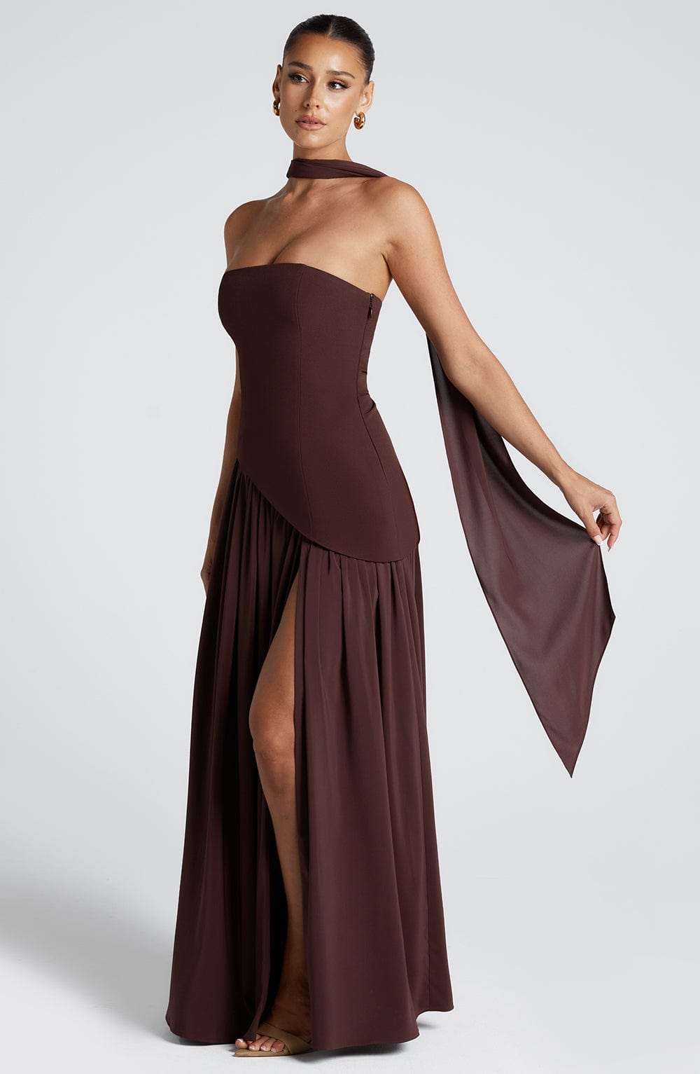 Vestido Maxi Sin Tirantes para Mujer con Abertura Alta y Cintura Asimétrica